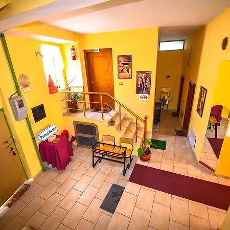 Hostel Pemaj *
