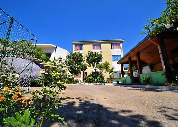 호스텔 Pemaj Shkodër